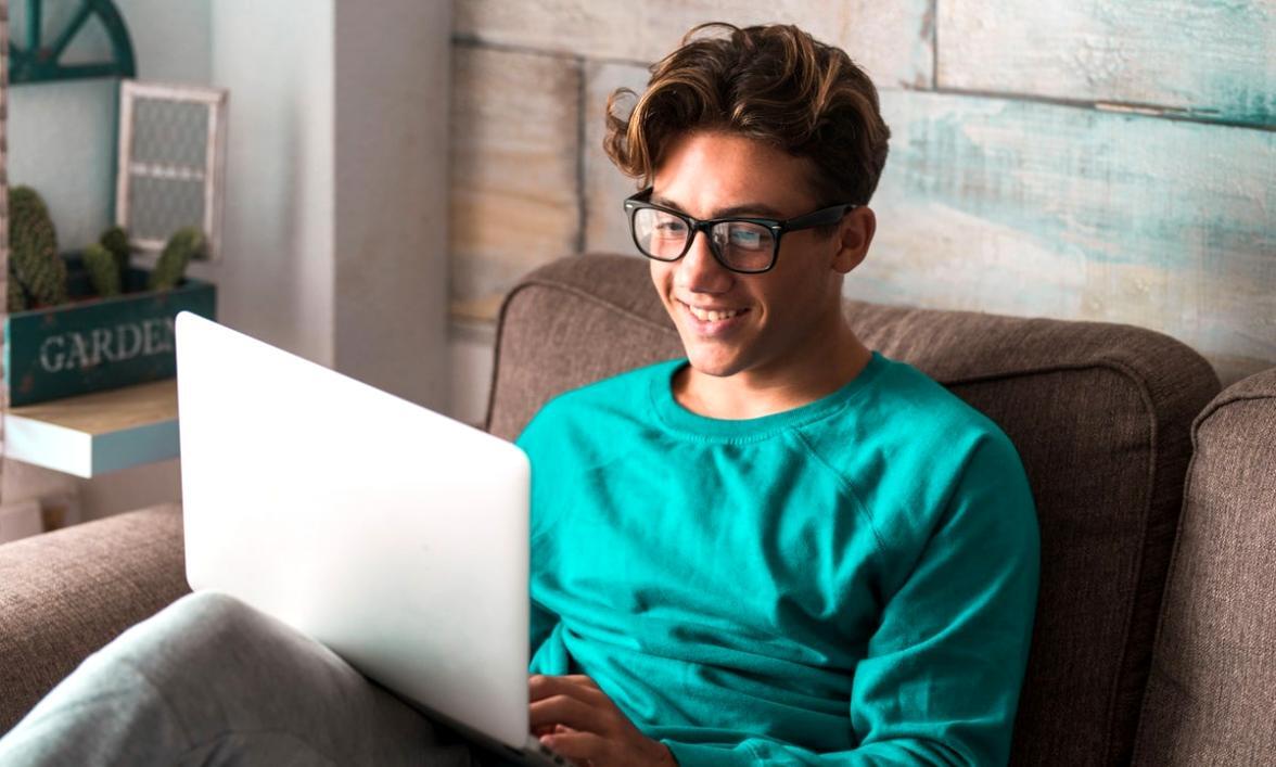 Platformă educațională interactivă Perivandexo